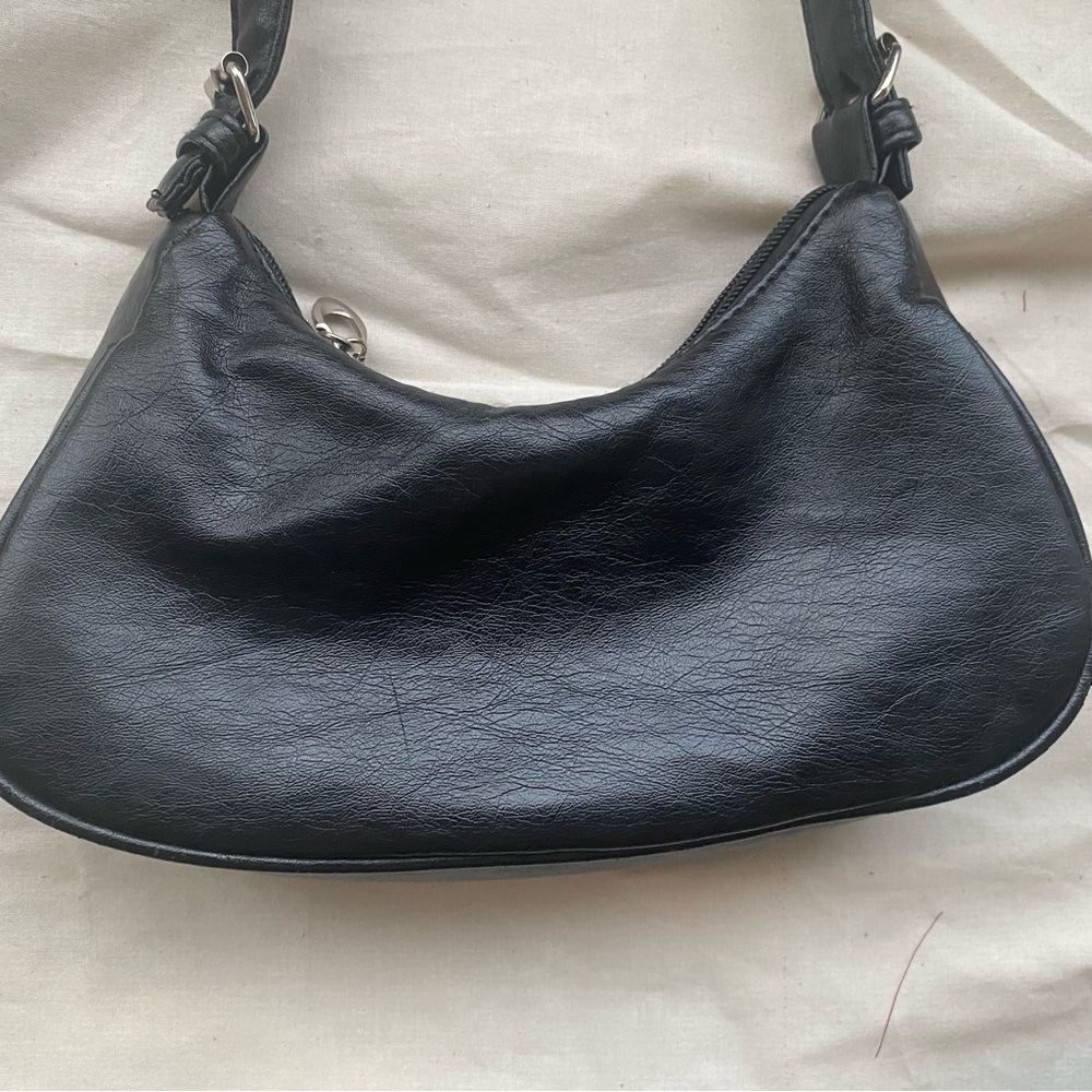Black and Gold Shoulder Bag - Picture 3 of 3